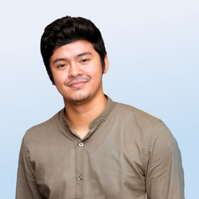 <strong className='text-title font-semibold'>Senior Software</strong> Developer